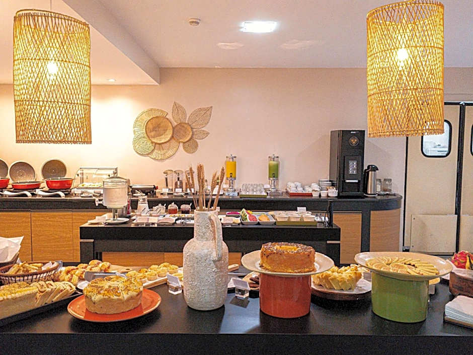 Mercure Recife Navegantes Hotel