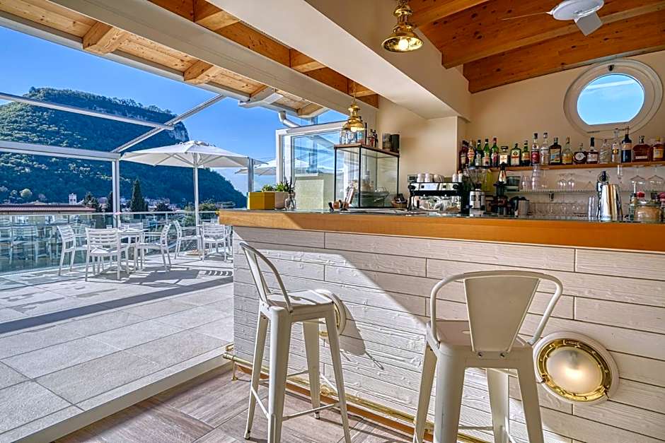Sky Pool Hotel Sole Garda