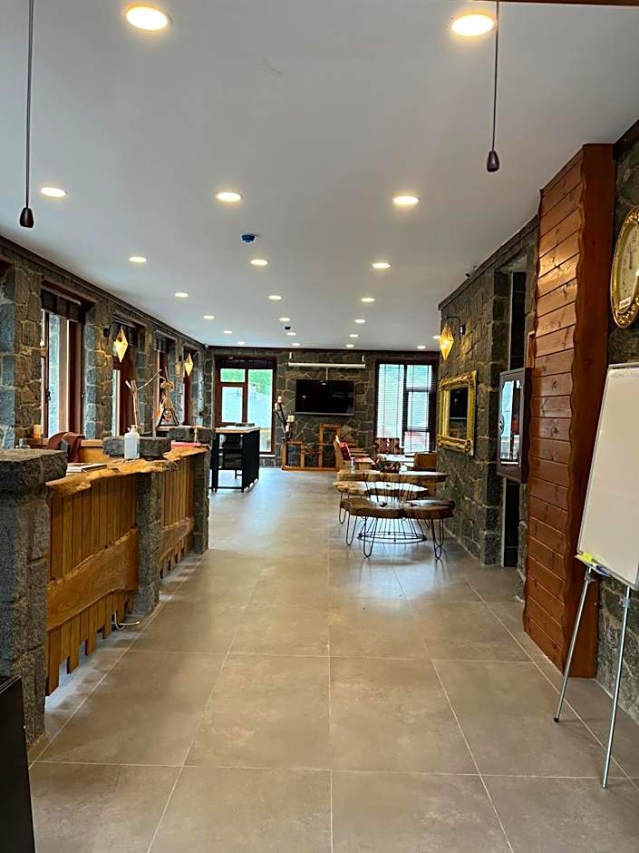 Teona Bungalow & Restaurant