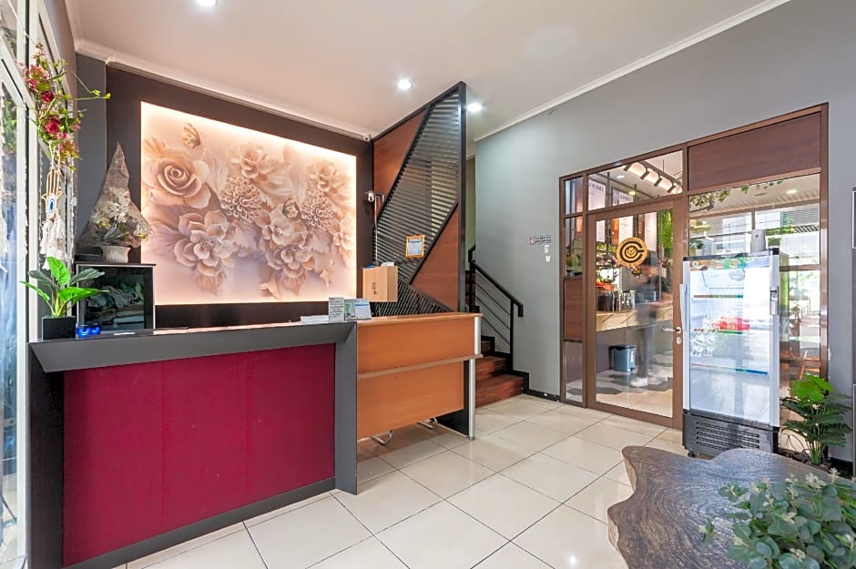 Urbanview Hotel Ellegan Residence Alam Sutera Serpong