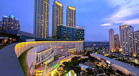 Pullman Jakarta Central Park Hotel