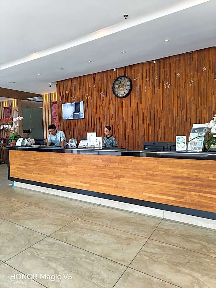 AZ Hotel and Serviced Apartments