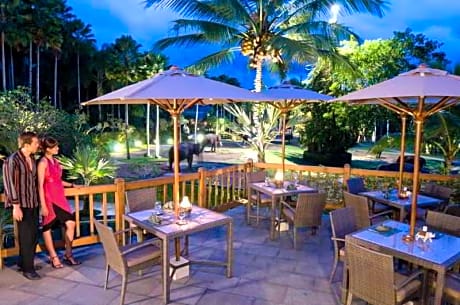 Mason Elephant Park and Lodge Gianyar Bali