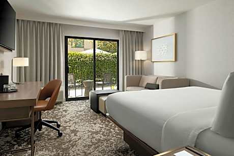 Renovated King w/ Patio, Deluxe Guest room, 1 King, Sofa bed, Patio