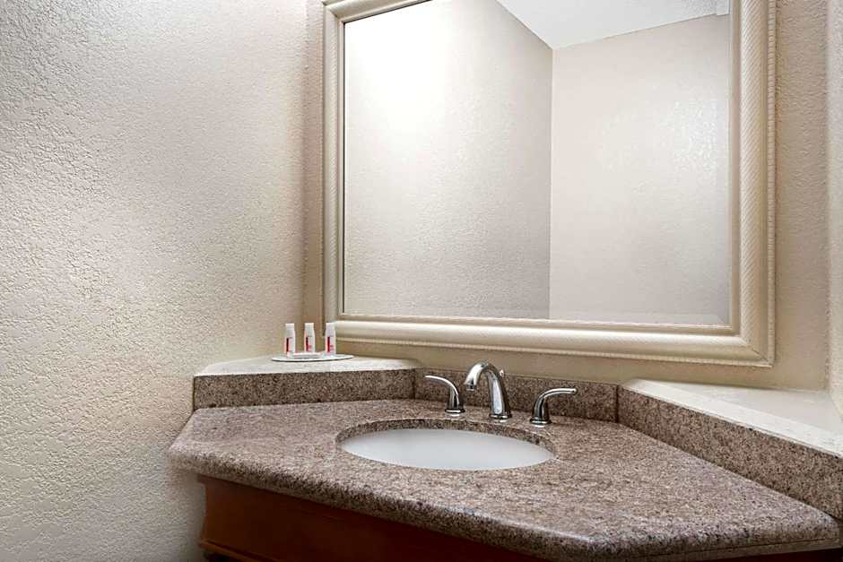 Baymont by Wyndham Stevens Point