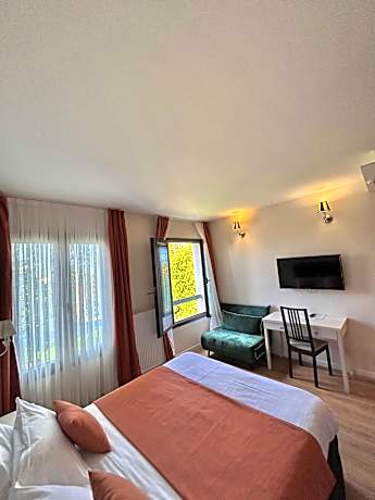 Superior Queen Room