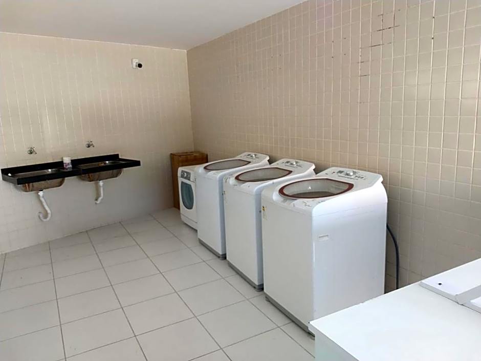 Apartamento no Golden Lake - pé na areia, agua de côco e cervejinha