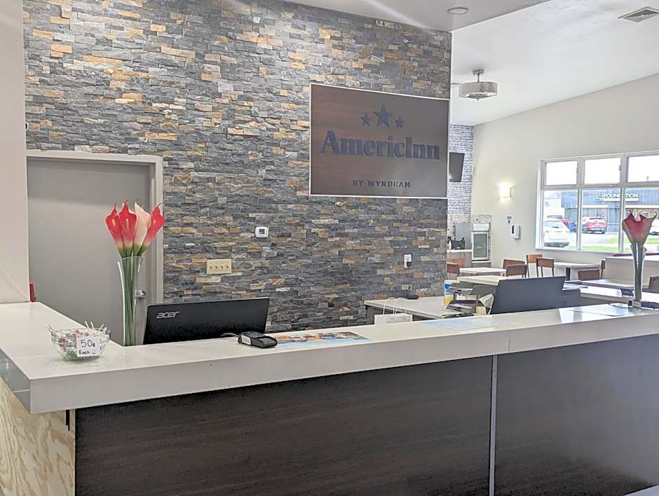 AmericInn by Wyndham Green Bay Near Stadium