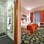 Ramada Airport Hotel Prague