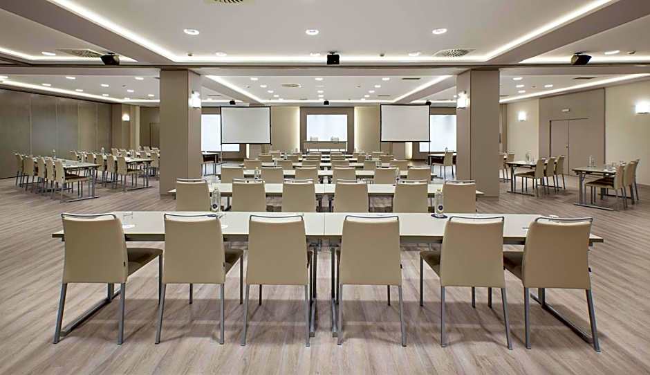 NH Pamplona Iruna Park