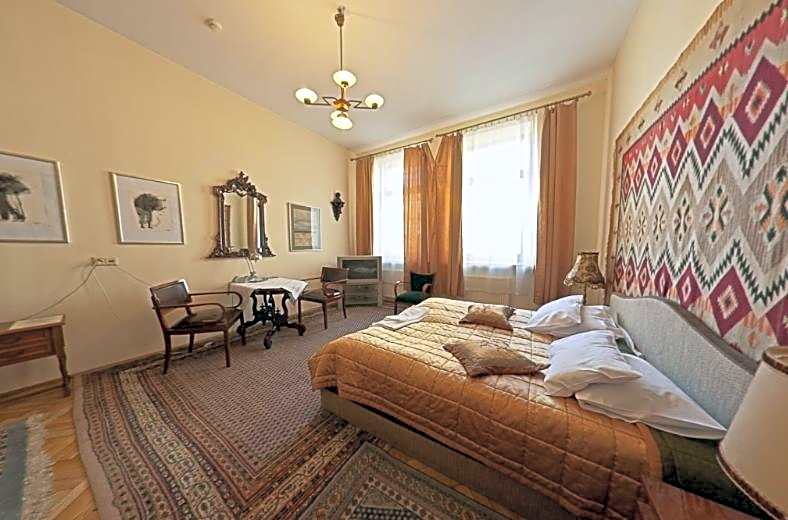 Hotel Alef