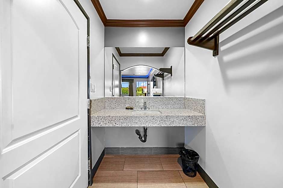 Starlight Inn South El Monte