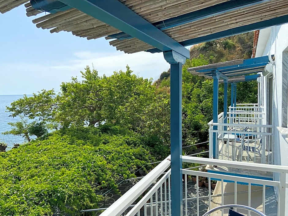 Samothraki Akrogiali Rooms