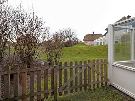 Modern villa in Makkum with garden