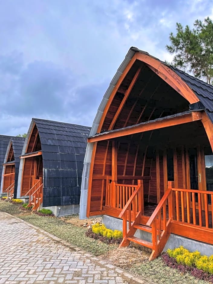 ANARA VILLA SAMOSIR MANAGED BY 3 SMART HOTEL