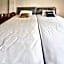 Urbanview Hotel Penginapan Ananda