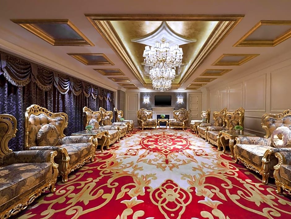 Sheraton Chongqing Hotel