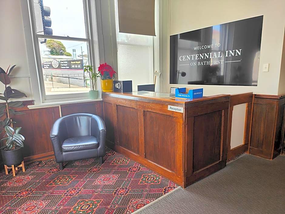 Centennial Inn on Bathurst