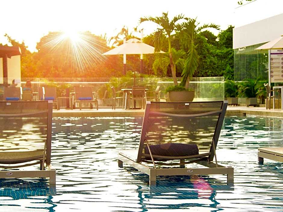 Mercure Santa Marta Emile