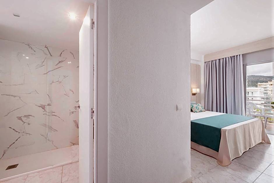 Azuline Hotel Palmanova Garden