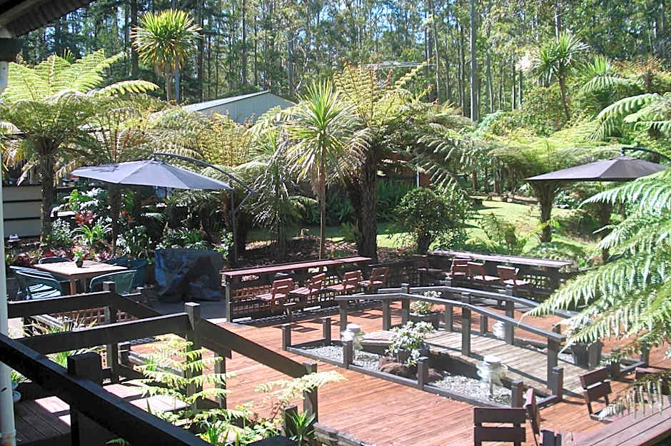 Woodlands Motel