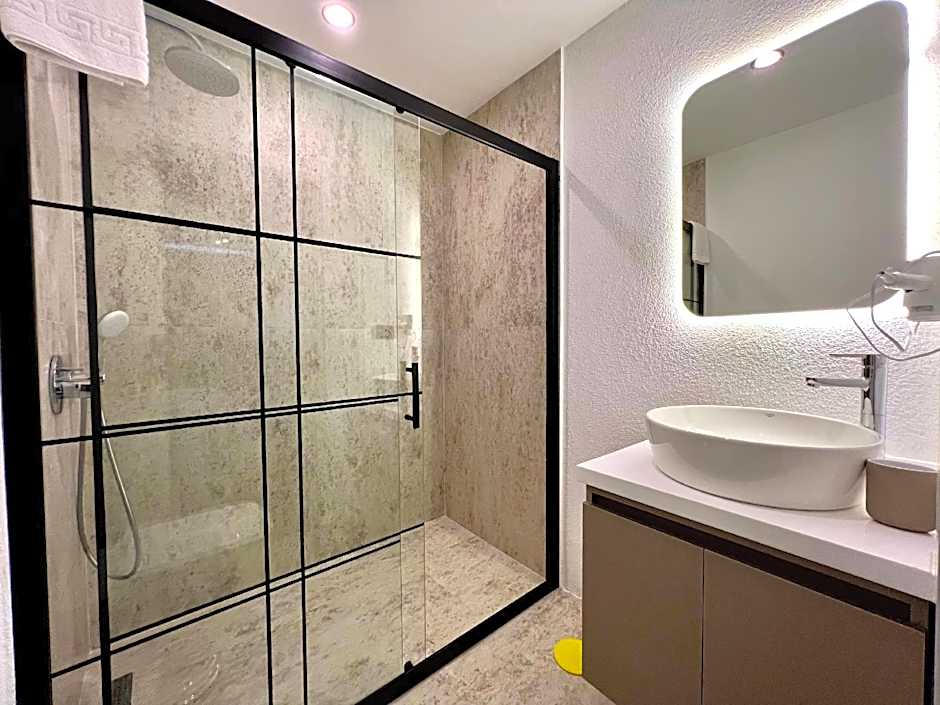 COASTLİNE BOUTİQUE HOTEL