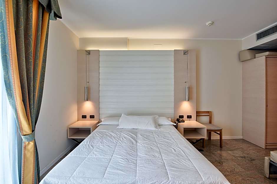 Hotel Columbus