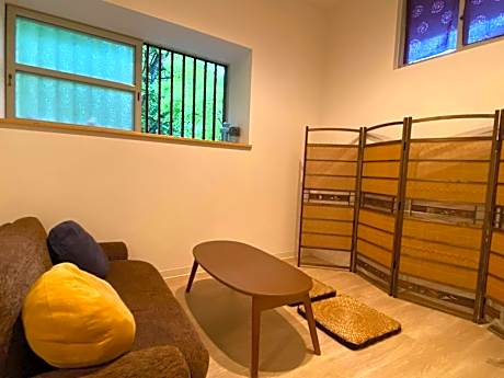 102 Tatami Triple Suite