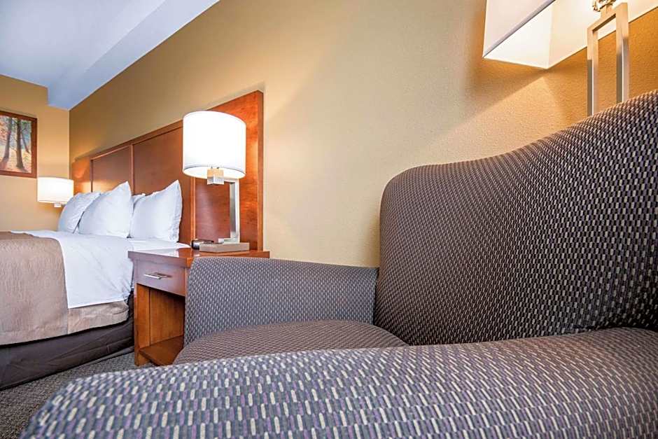 Comfort Inn & Suites