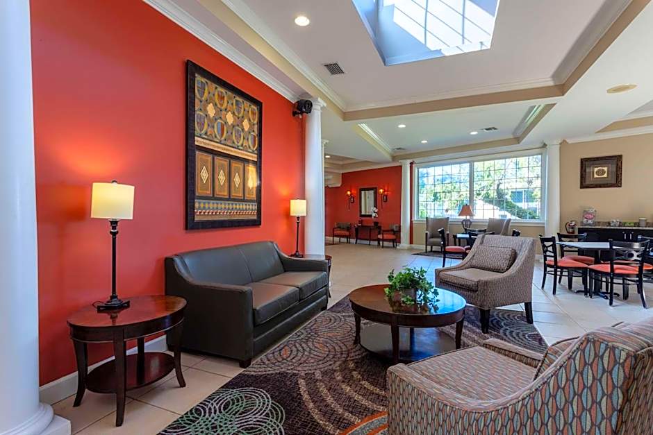 Travelodge by Wyndham Lakeland