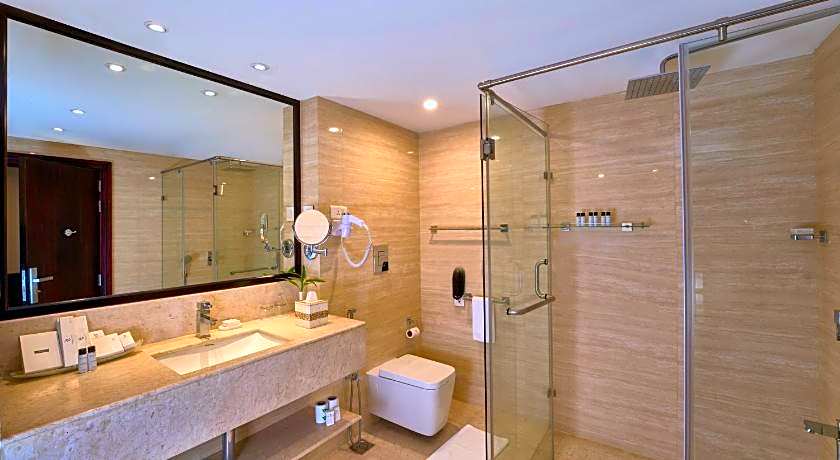 The Raviz Kadavu, Kozhikode