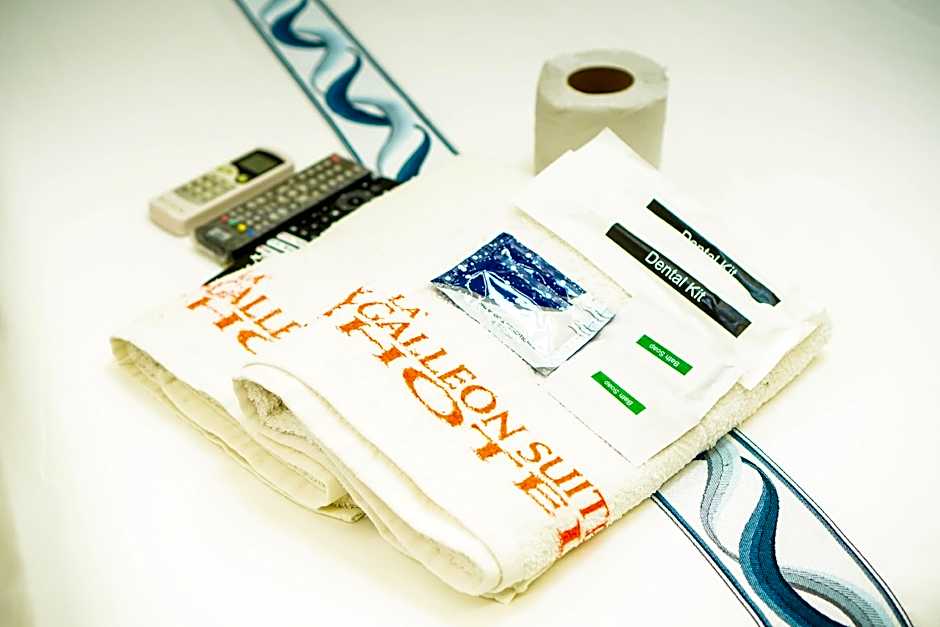 La Galleon Suites Hotel