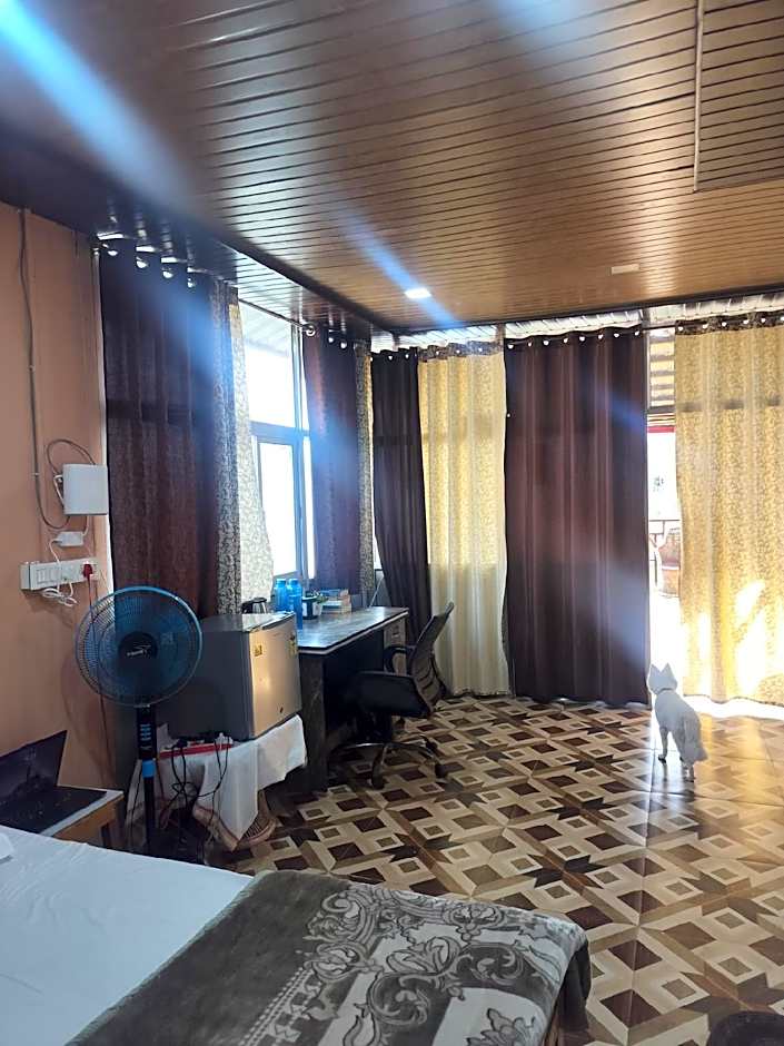 Adaara Retreat - Pet Friendly Cottages