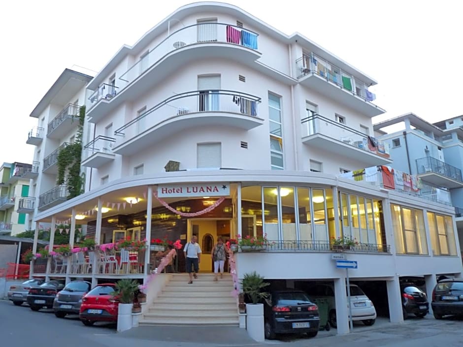 Hotel Luana