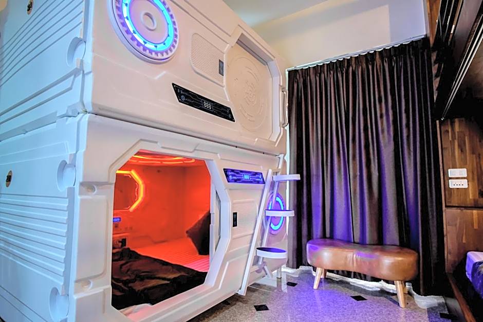 Cha Li's Family Hotel&Hostel