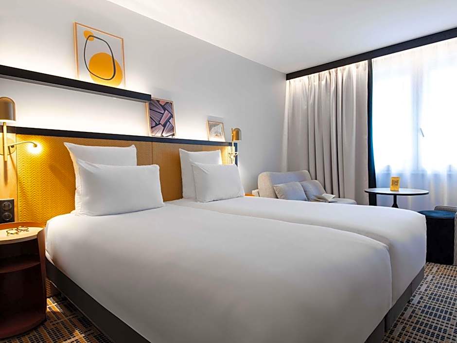 Mercure Paris Bercy Bibliotheque