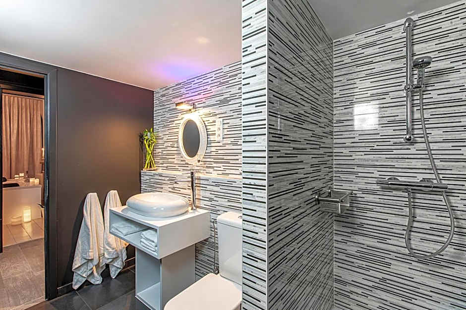 Maison Noppius - Love Hotel