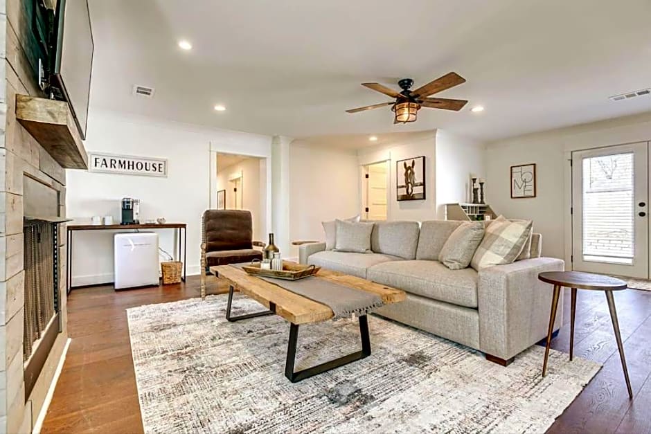 NEW! Highland House of Historic Downtown Franklin
