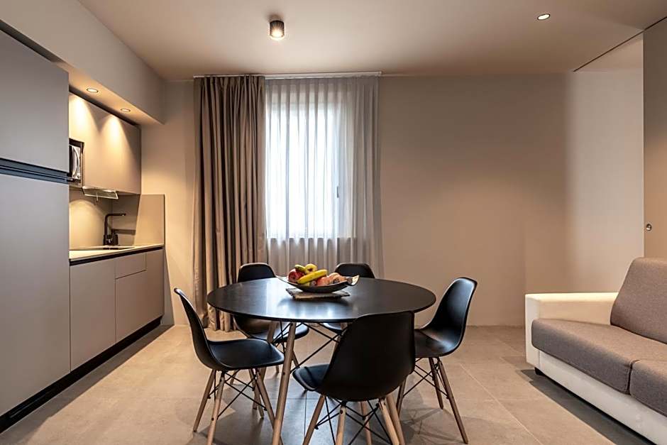 Amare Suite & Apartments