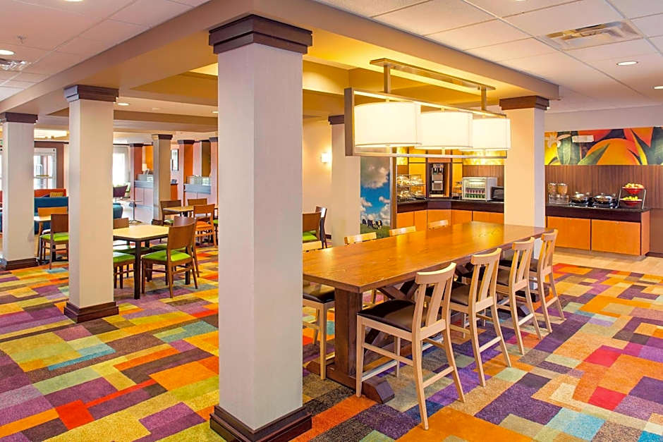 Fairfield Inn & Suites by Marriott Atlanta McDonough