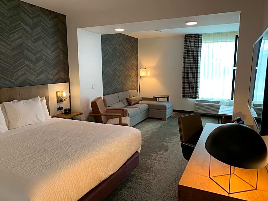 La Quinta Inn & Suites by Wyndham Santa Rosa Sonoma