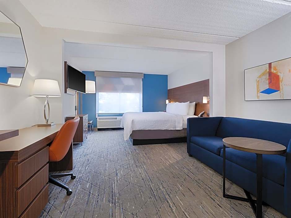Holiday Inn Express & Suites Augusta West - Fort Eisenhower By IHG