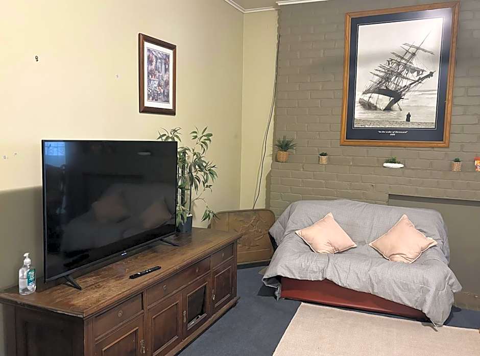 Broken Hill Tourist Lodge