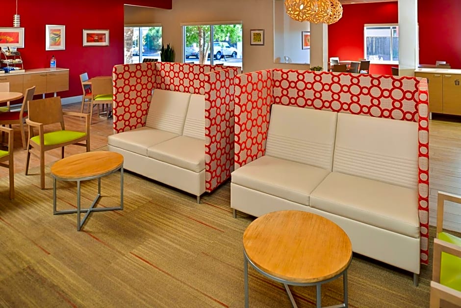 Holiday Inn Express Alburquerque N - Bernalillo By IHG