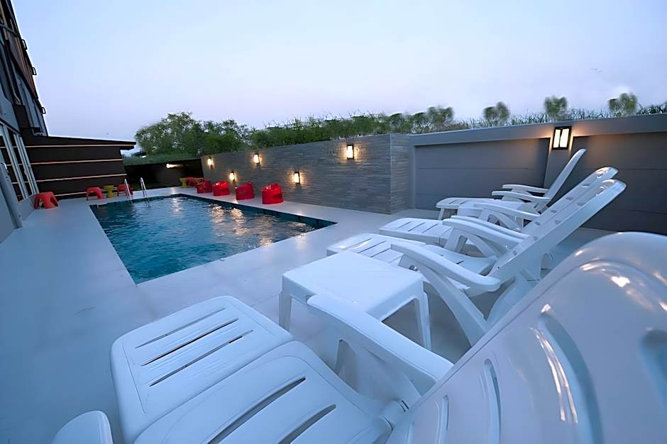 Dwella Suvarnabhumi Hotel