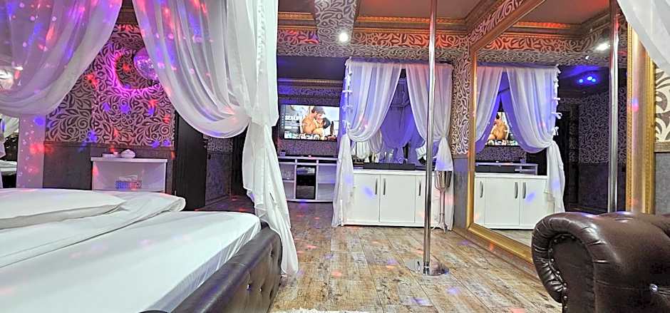 Hotel Boutique Mikaela (Adult Only)