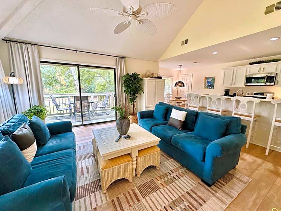 Golf/ Beach Penthouse Condo