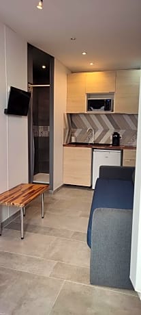 Standard Studio