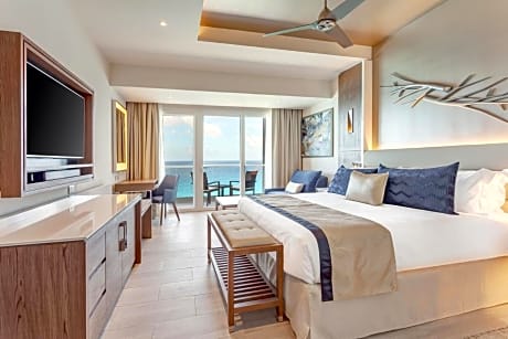 Luxury Presidential Ocean Front Two Bedroom Suite Diamond Club