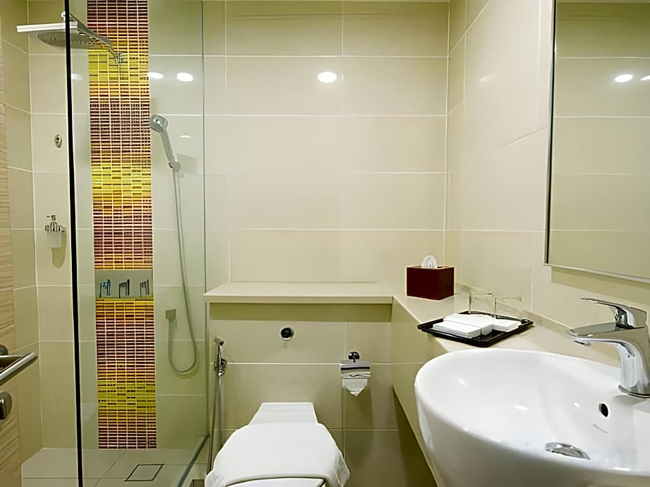 Sama-Sama Express KLIA Terminal 2 - Airside Transit Hotel